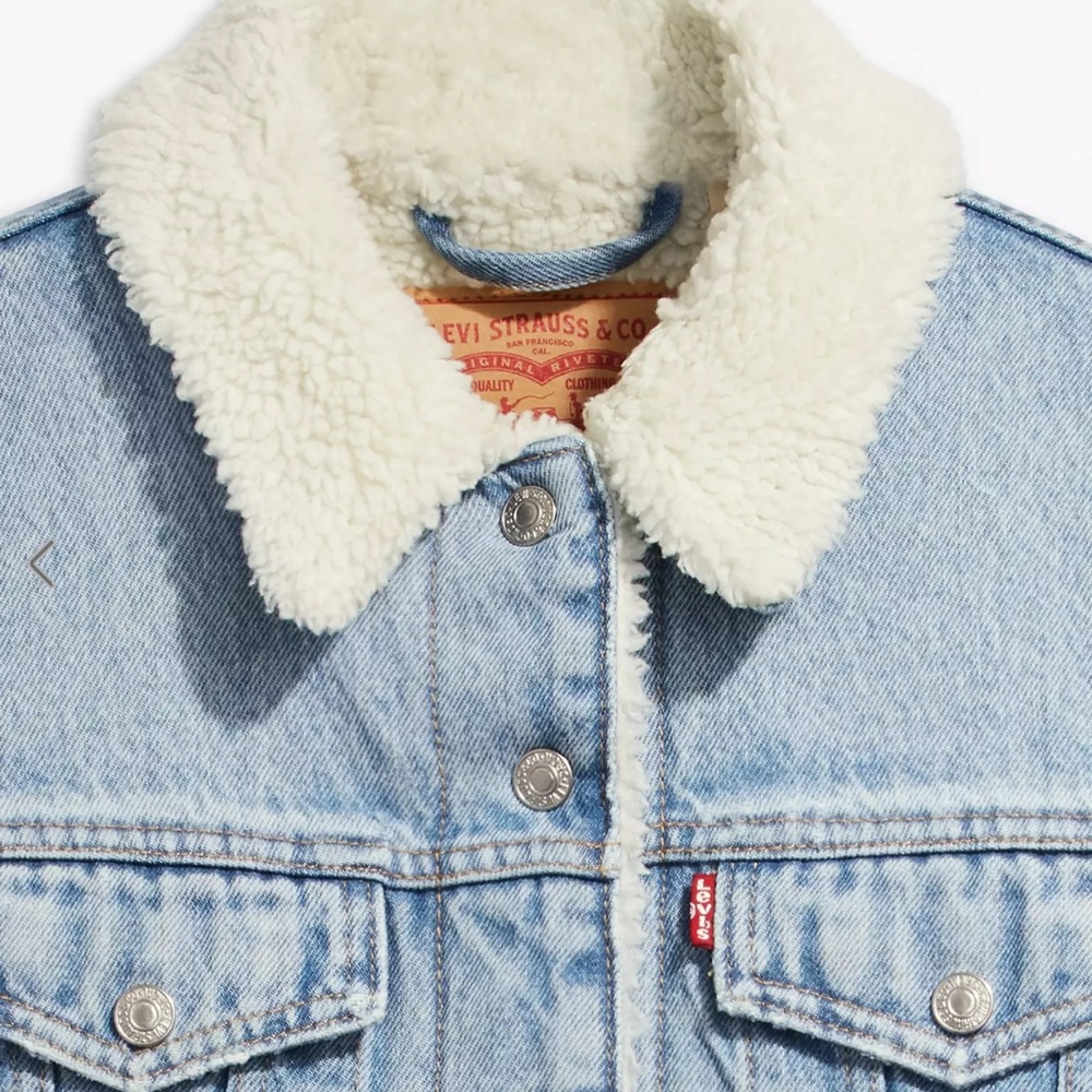 SOLD **Levi’s Original Sherpa Trucker Jacket